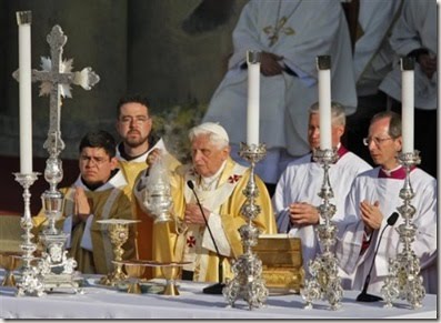 Resultado de imagen de la cruz del altar